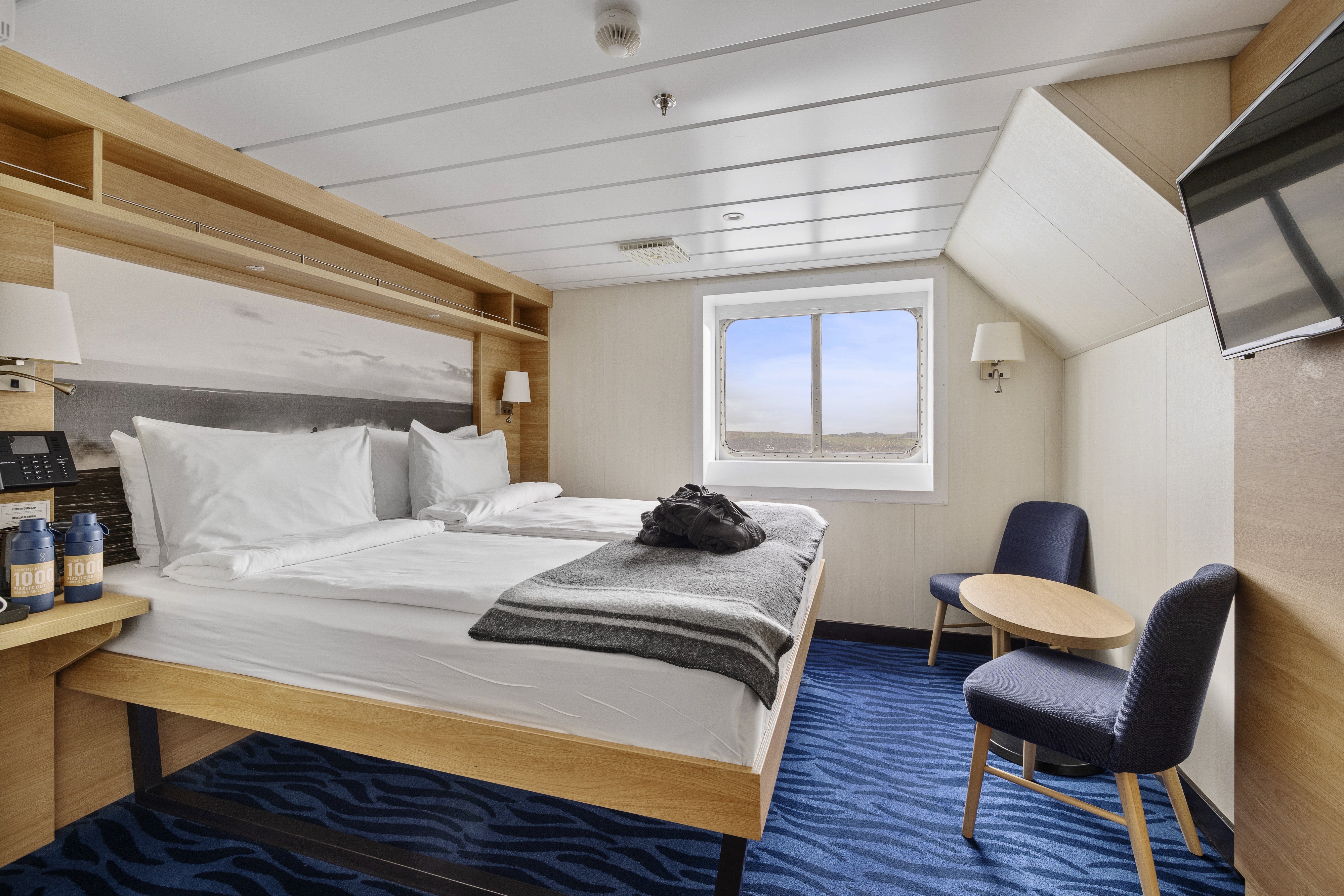 Arctic Superior | Outside Cabin